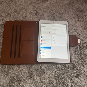 Apple iPad Air